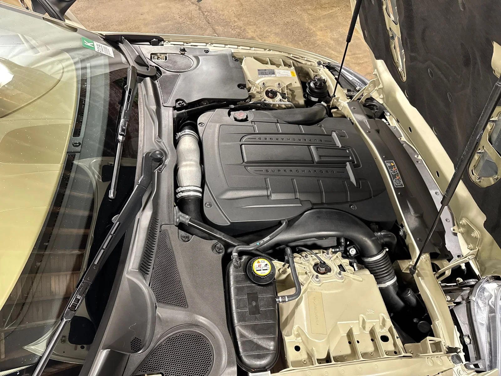 Used 2008 Winter Gold Jaguar XKR Base image 29
