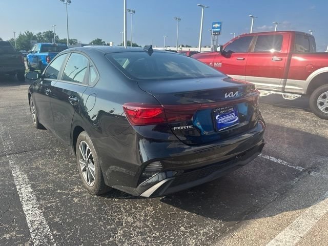 Used 2024 Aurora Black Pearl Kia LXS image 8