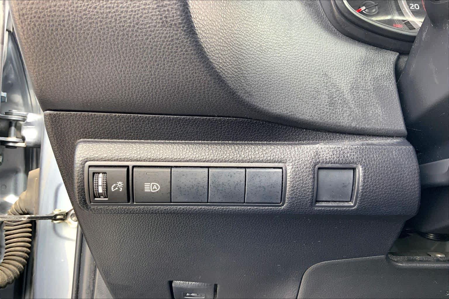 Used 2020 Celestite Toyota SE image 33