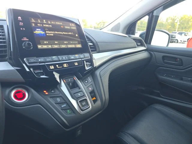 Used 2024  Honda EX-L image 31