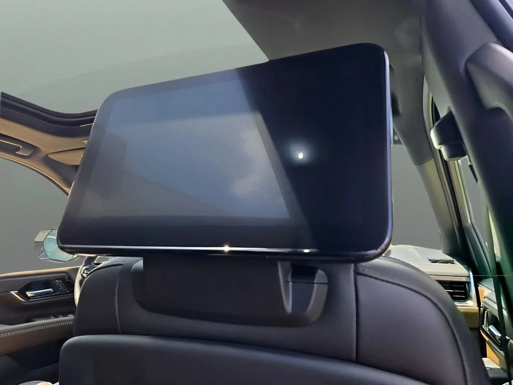 2026 GMC Yukon XL Denali Ultimate - Photo 14