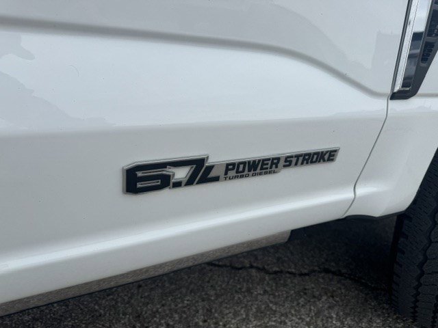 Certified Used 2023 Oxford White Ford LARIAT image 11