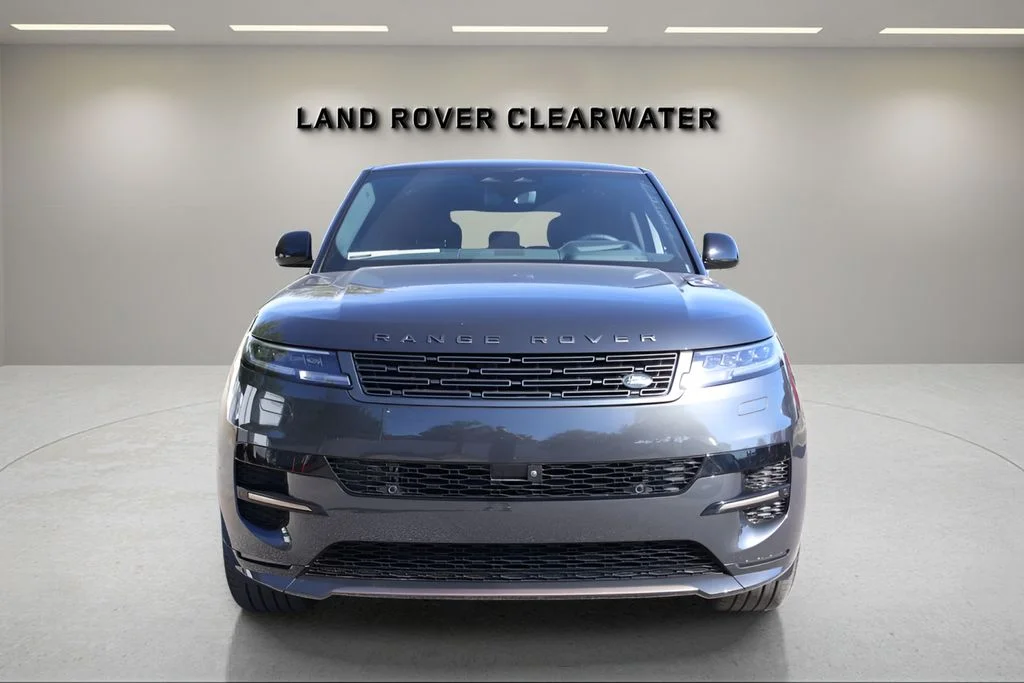 New 2026 Carpathian Grey Land Rover Dynamic SE image 8