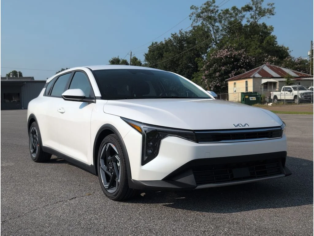 New 2026 Snow White Pearl Kia EX image 7