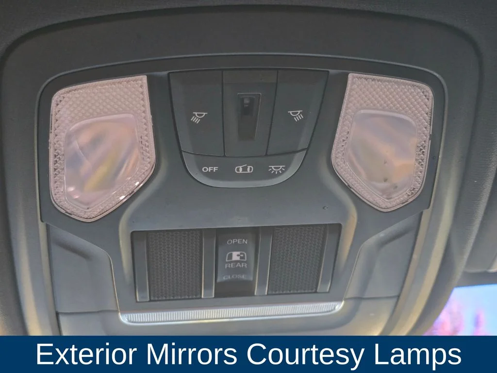 Used 2019 Black Ram Big Horn/Lone Star image 33