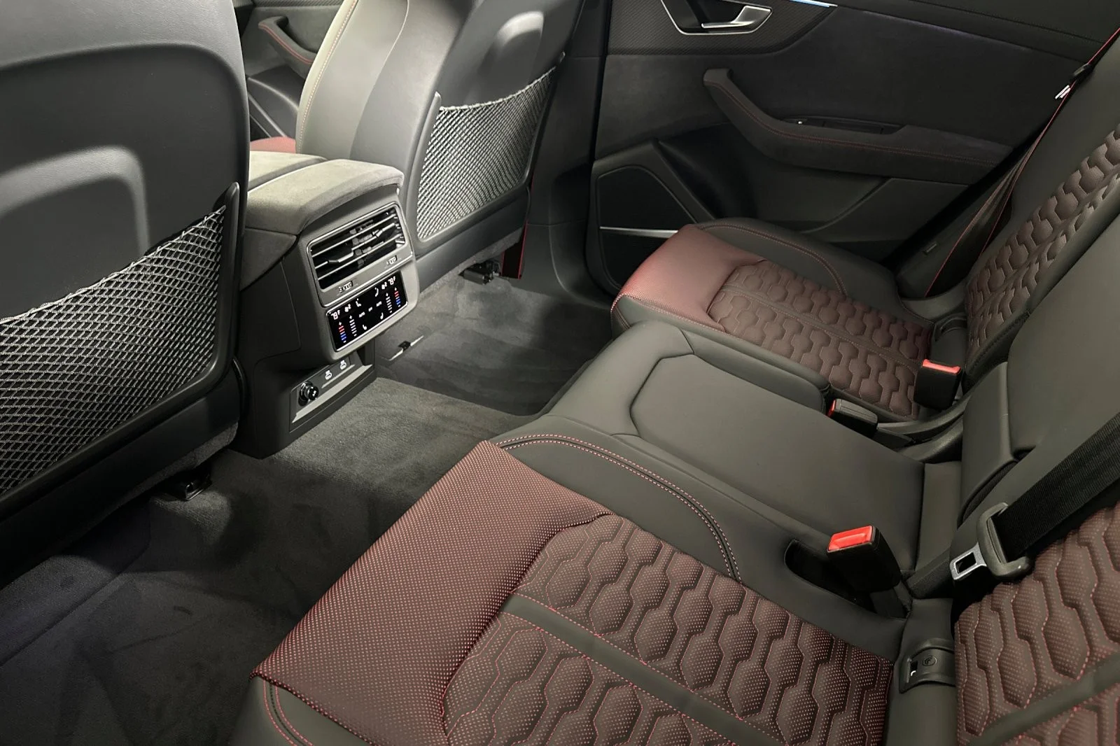 2026 Audi RS Q8 Base - Photo 11