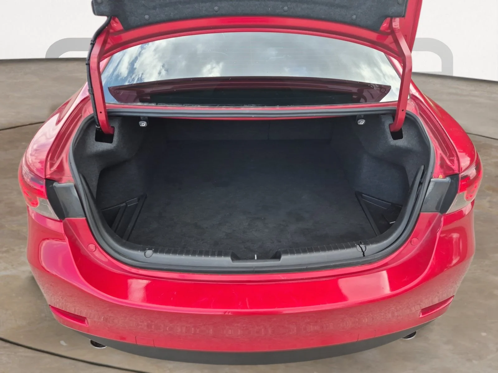 Used 2014 Red Mazda i Grand Touring image 12