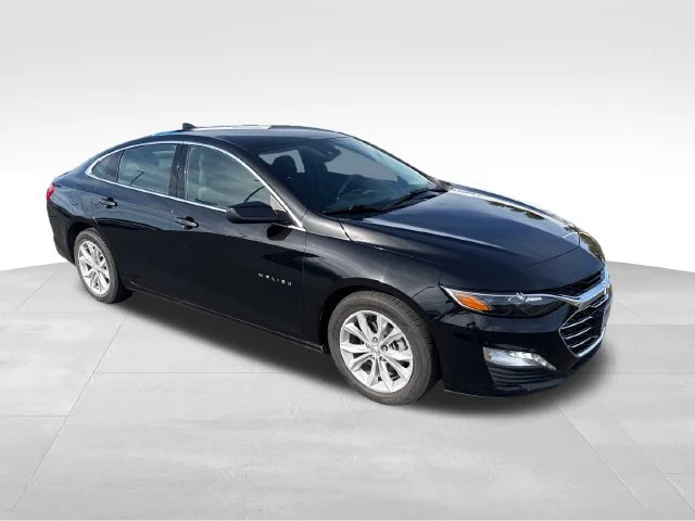 Used 2025 Mosaic Black Metallic Chevrolet 1LT image 8