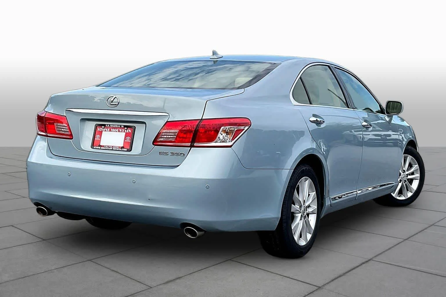 Used 2012 Cerulean Blue Metallic Lexus  image 13