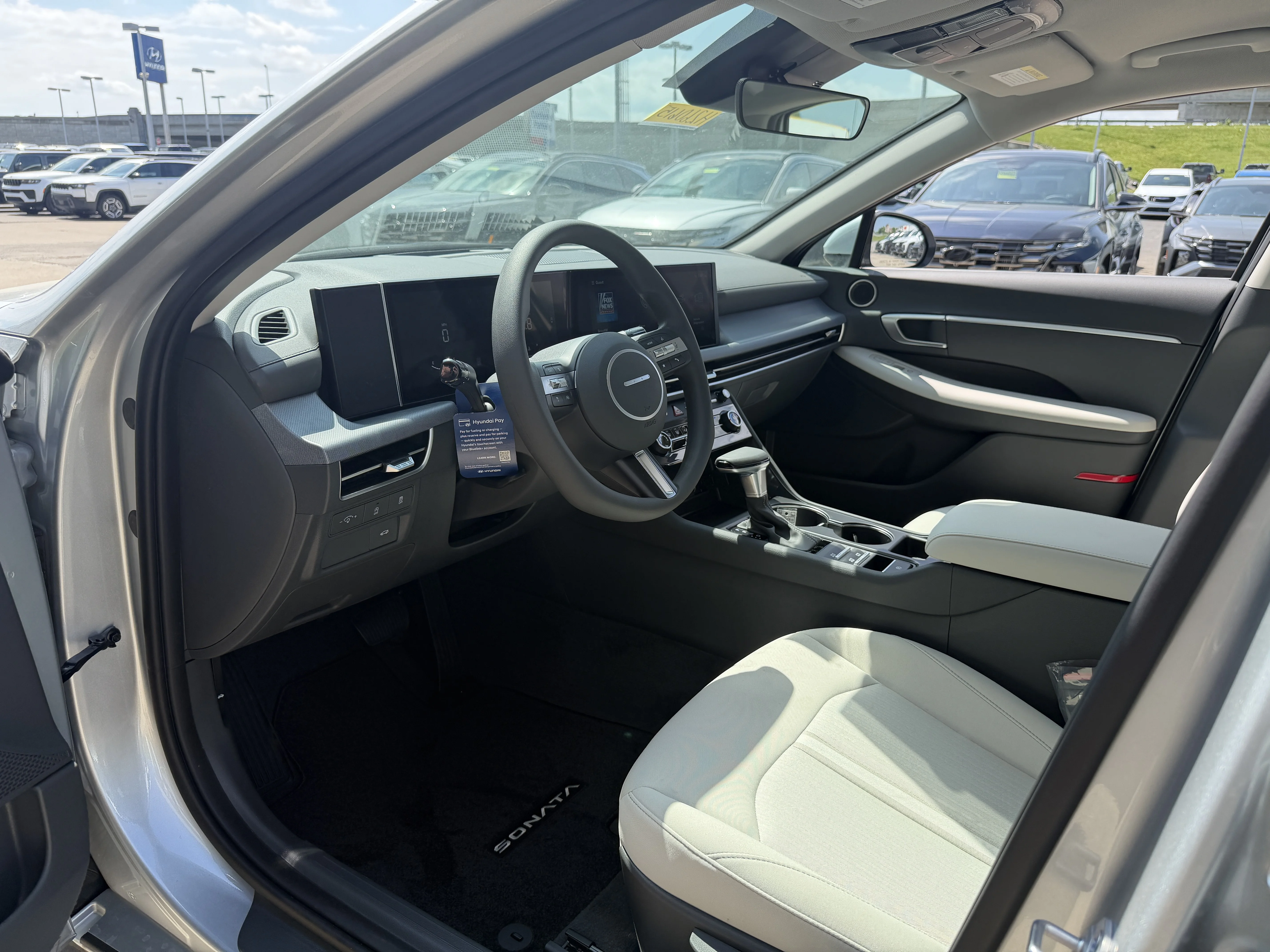 Used 2026 Aero Silver Hyundai SE image 23