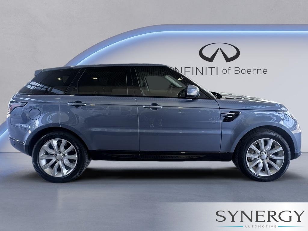 Used 2018 Byron Blue Metallic Land Rover HSE image 3