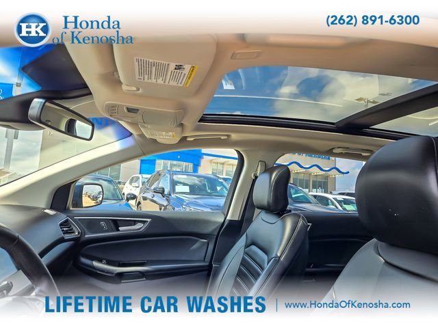 Used 2019 Blue Metallic Ford SEL image 9