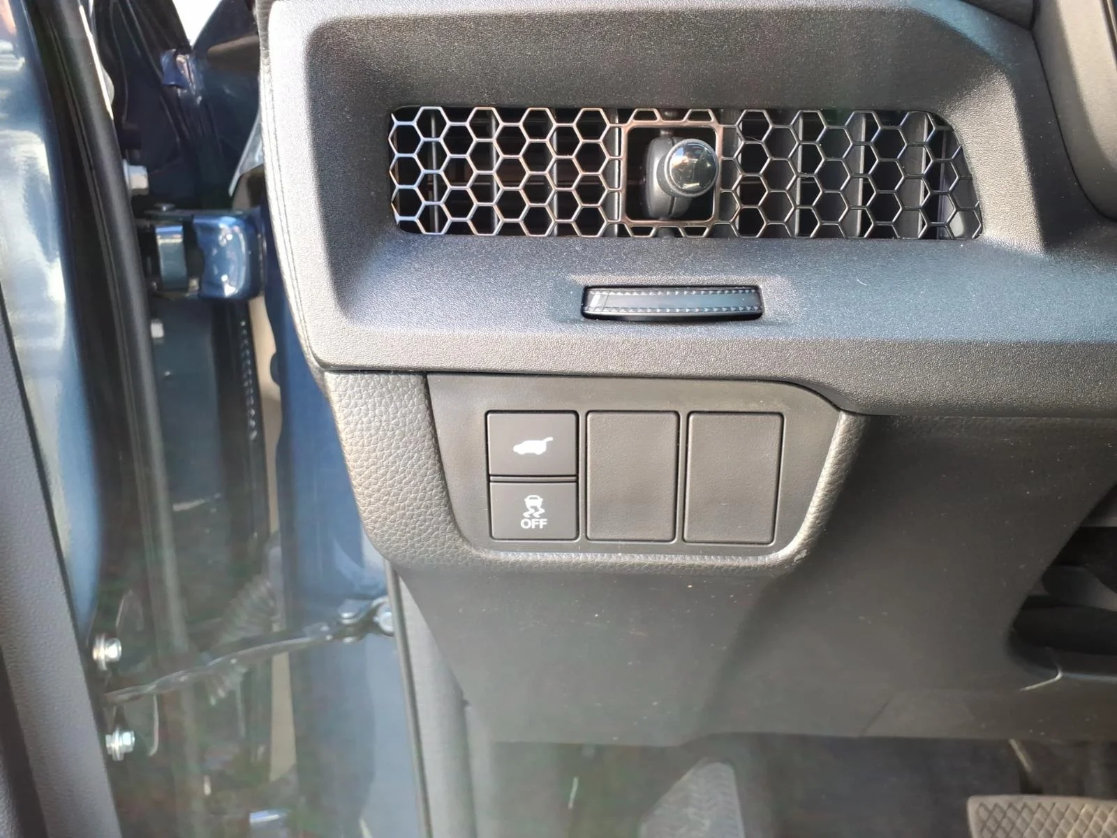2025 Honda CR-V Sport-L - Photo 13