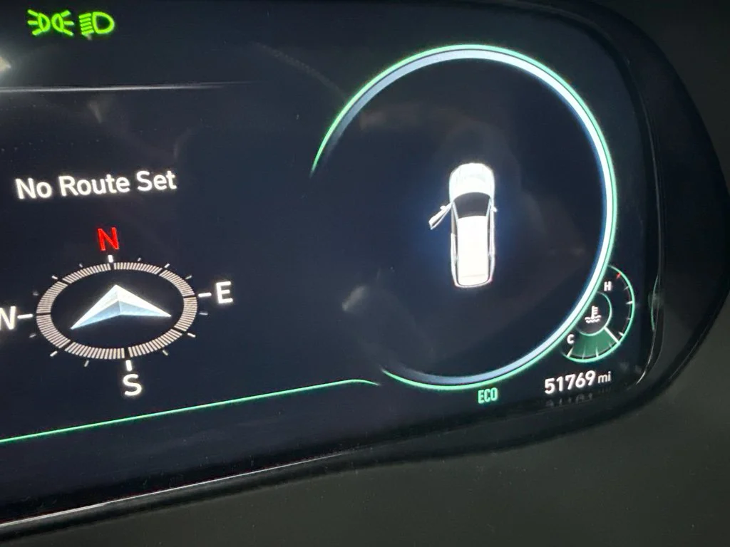 Used 2020 Black Hyundai Limited image 18