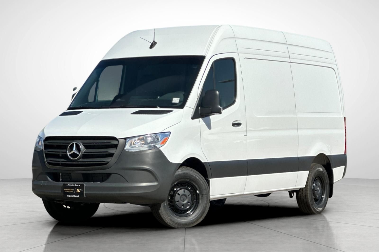 2026 Mercedes-Benz Sprinter 2500 144 WB's photo