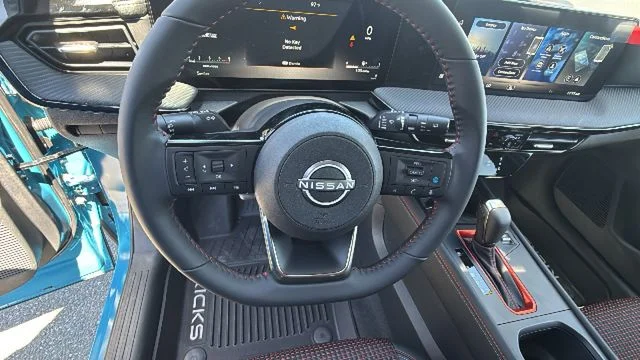 New 2026 Arctic Ice Blue Metallic / Super Black Two-tone Nissan SR image 18