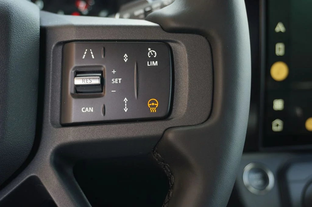 New 2026 Borasco Grey Land Rover X-Dynamic SE image 18