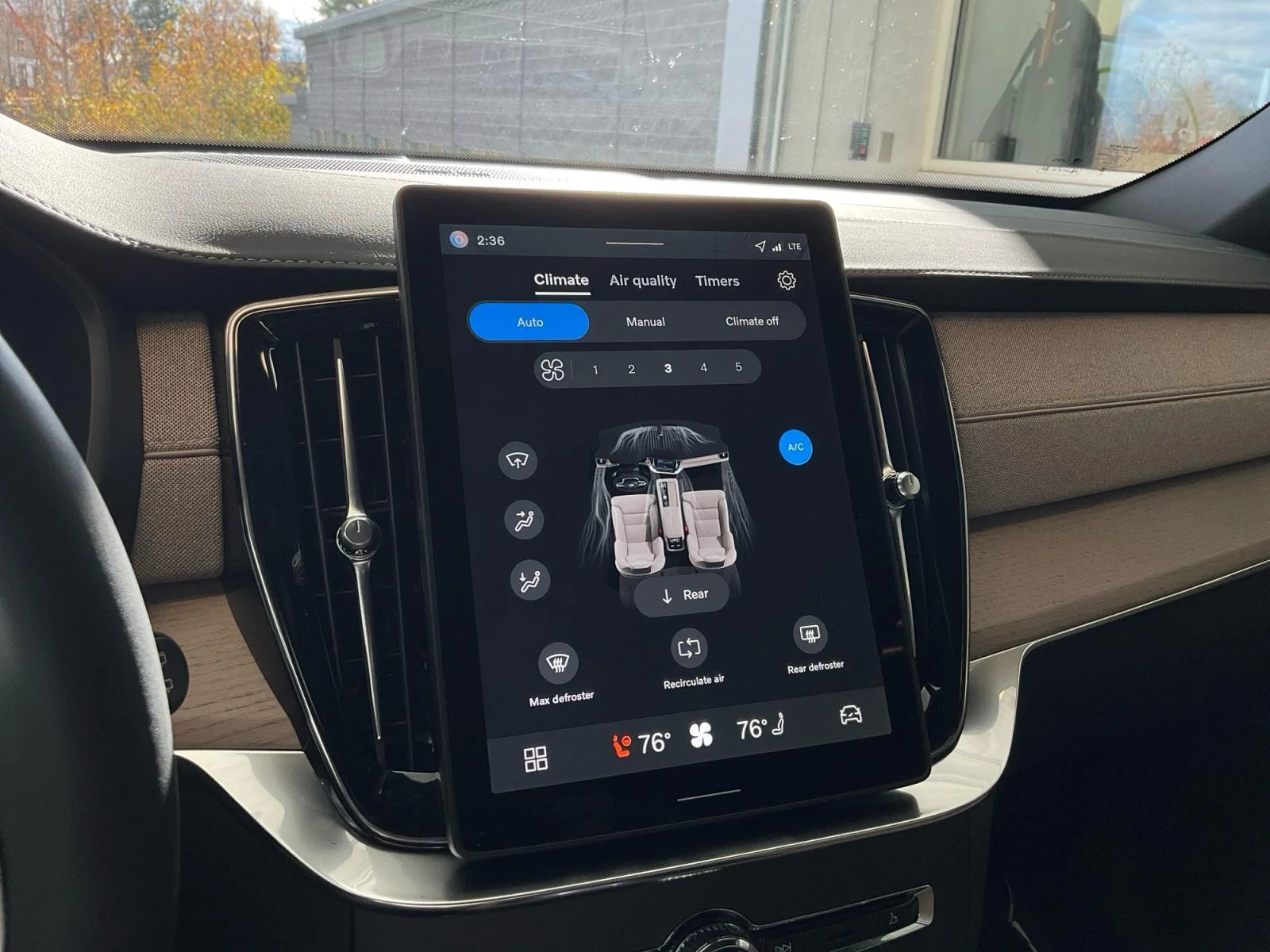 2026 Volvo XC90 Plus - Photo 22
