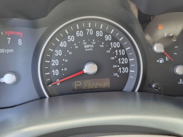 Used 2012 Platinum Kia LX image 31