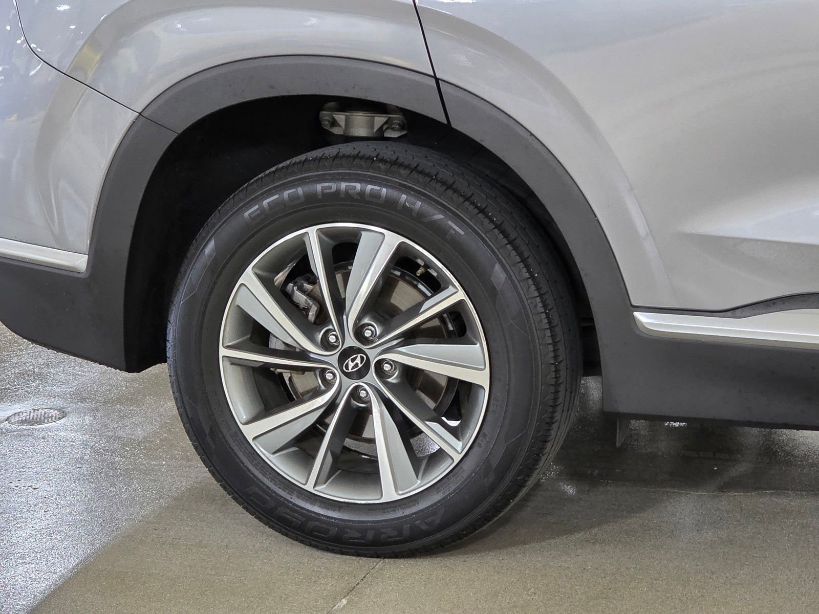 Used 2019 Machine Gray Hyundai SEL Plus image 9