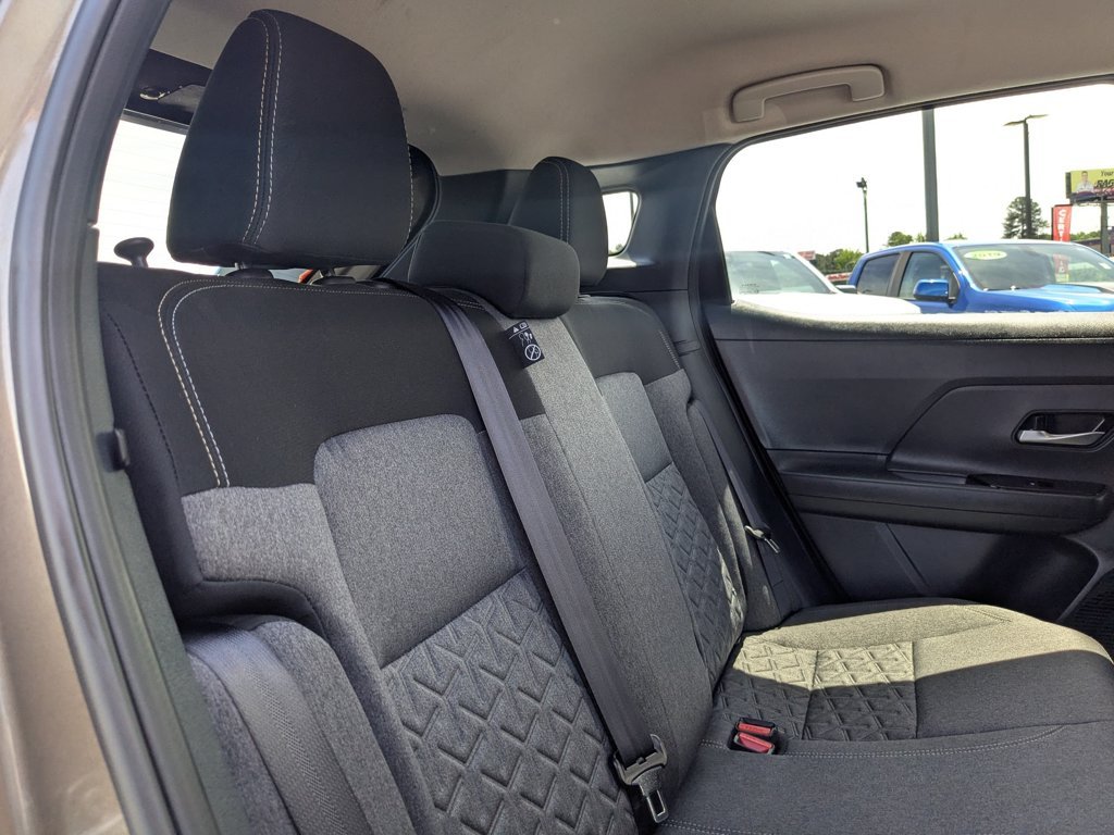 Used 2025 Canyon Bronze Metallic Nissan SV image 26