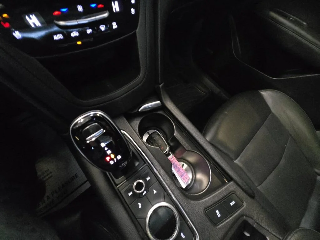Used 2021 SATIN STEEL METALLIC Cadillac Premium Luxury image 18