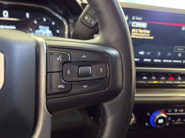 Used 2024 Onyx Black GMC SLT image 26