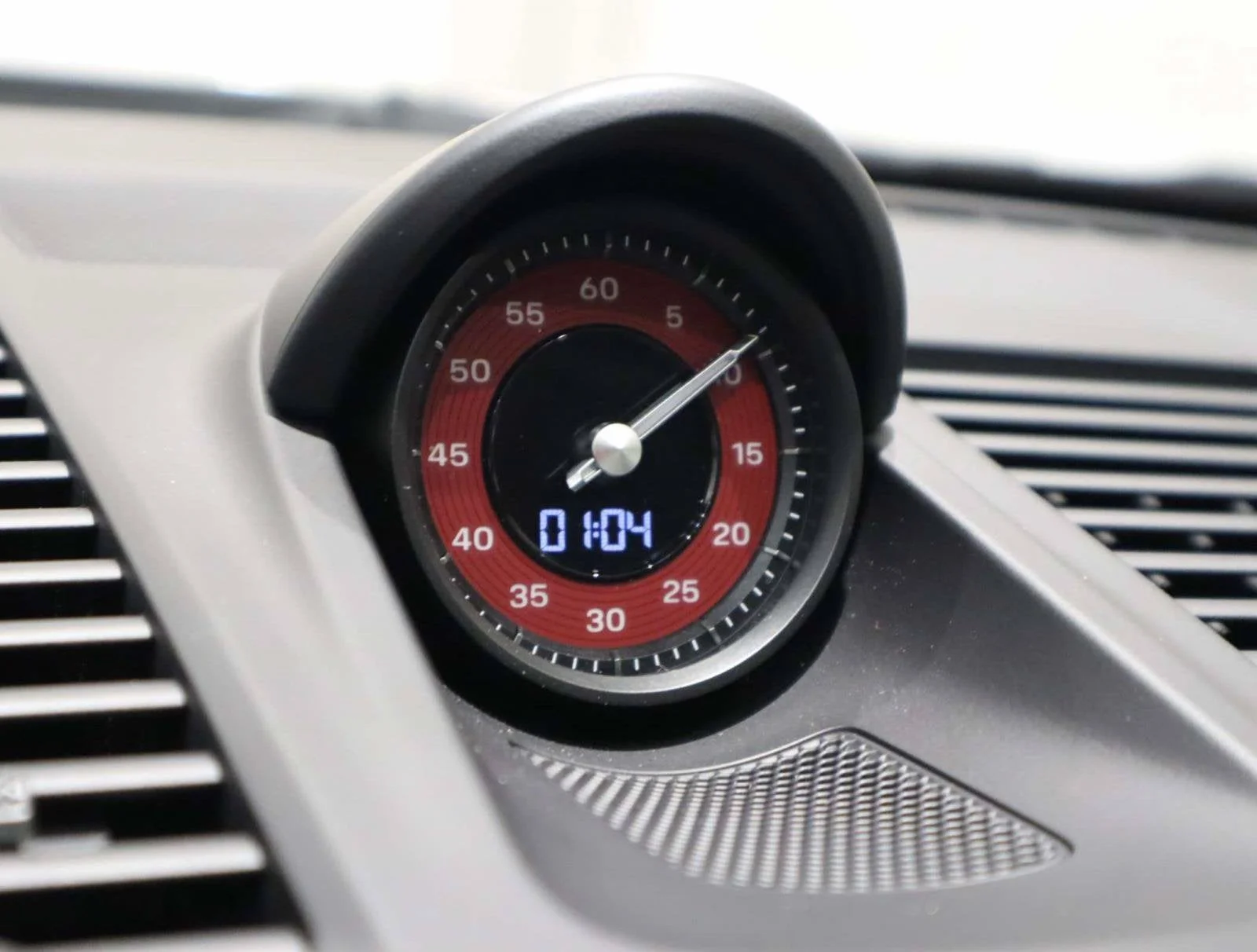 Used 2023 Chalk Porsche Carrera S image 31