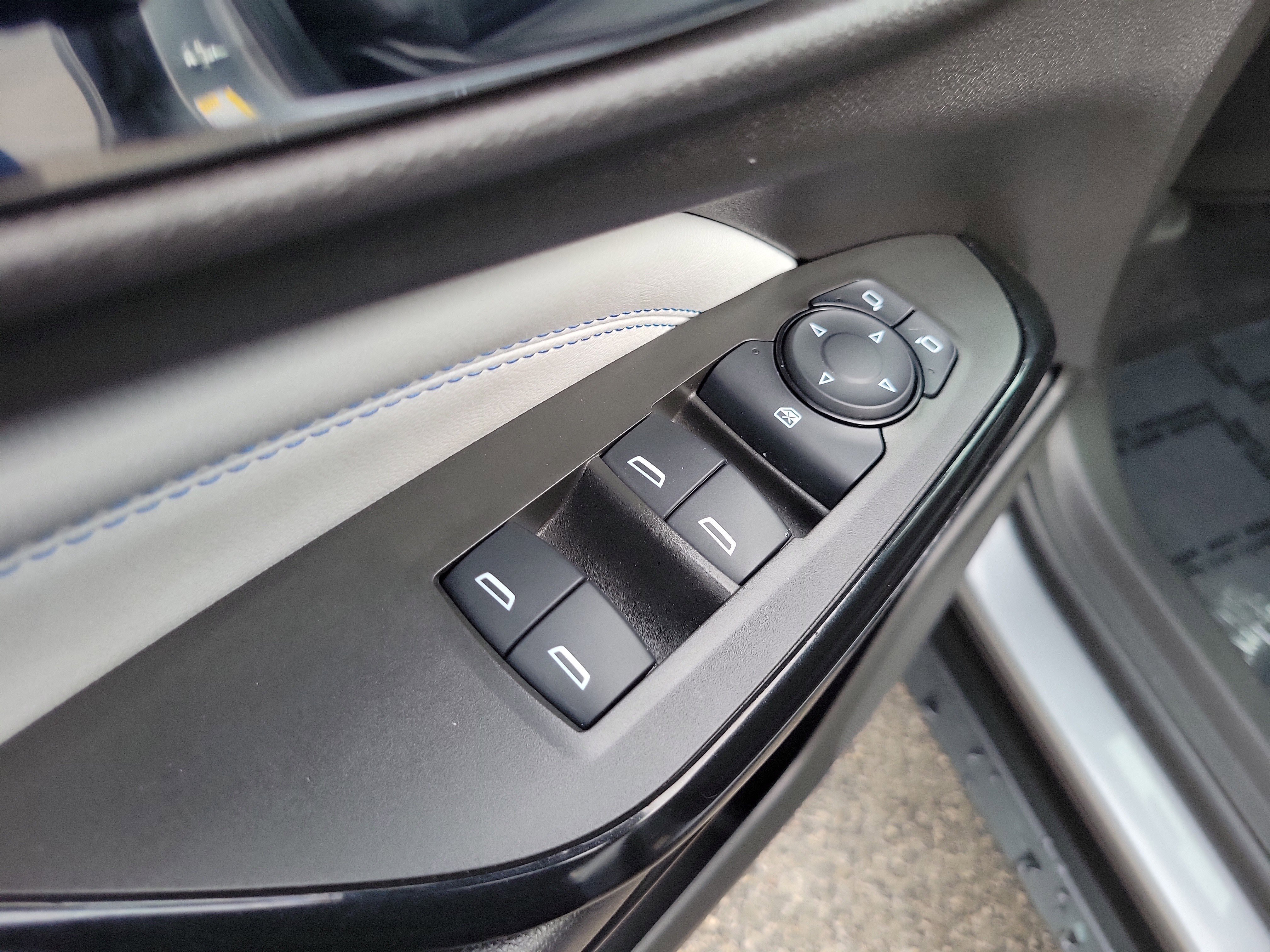 Used 2025 Sterling Gray Metallic Chevrolet LT image 13