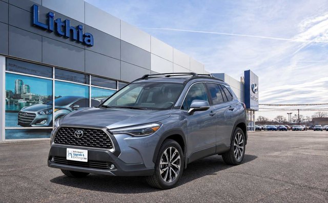 2023 Toyota Corolla Cross XLE