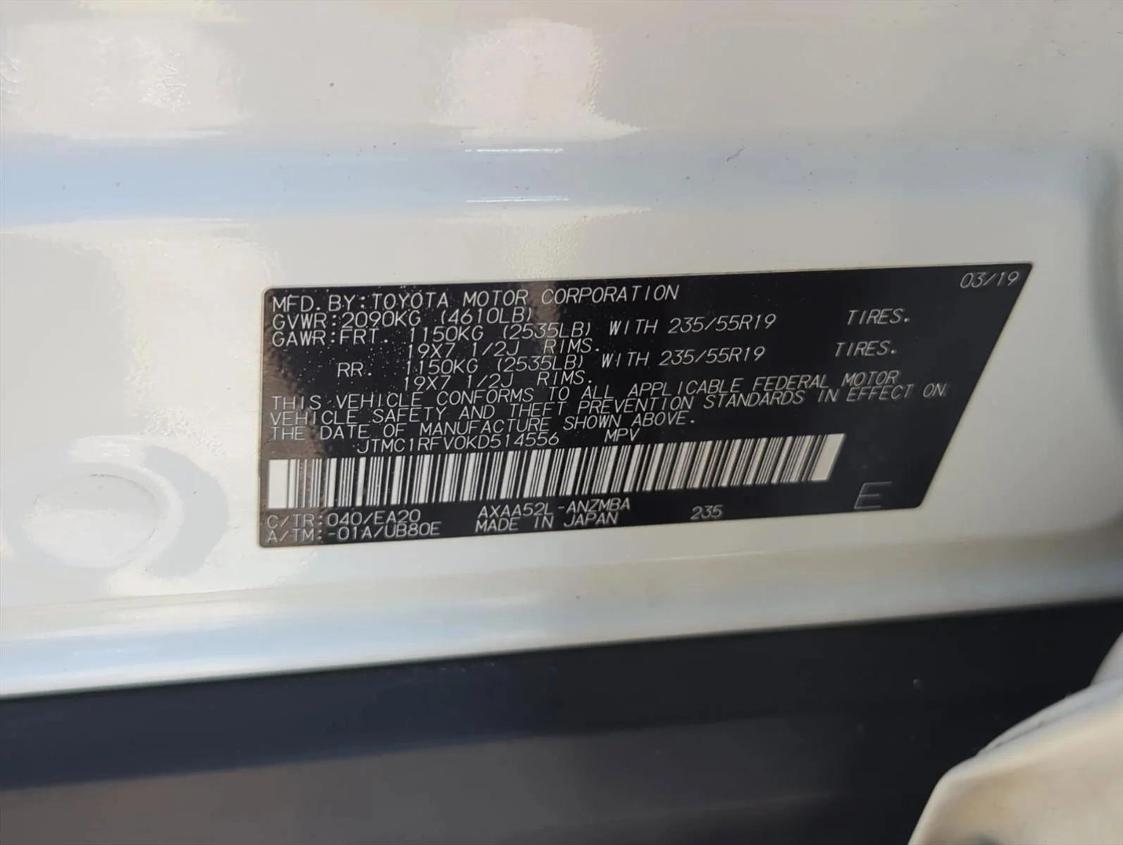 Used 2019 Super White Toyota XLE Premium image 26