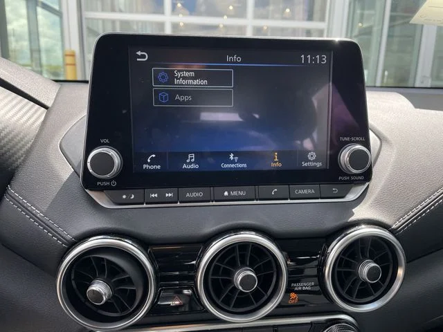 2025 Nissan Sentra SV - Photo 24