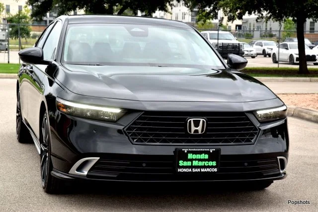New 2026 Crystal Black Pearl Honda Touring image 2