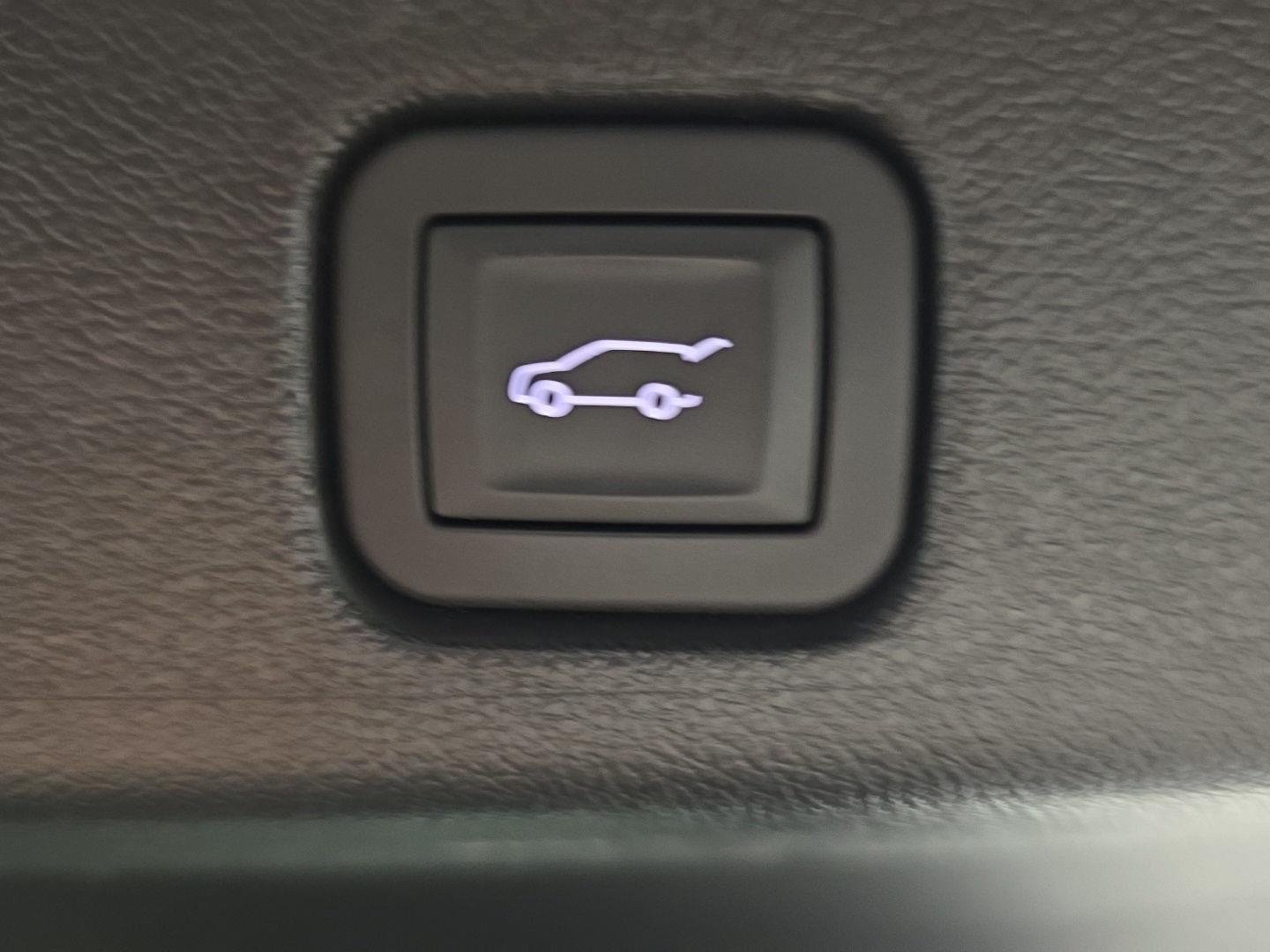 Used 2024 Sterling Gray Metallic Chevrolet AWD LT image 4