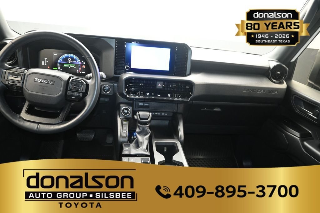 Used 2025  Toyota 1958 image 16