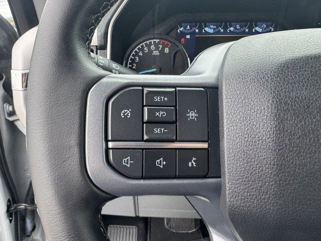 Used 2023 Avalanche Ford XLT image 13