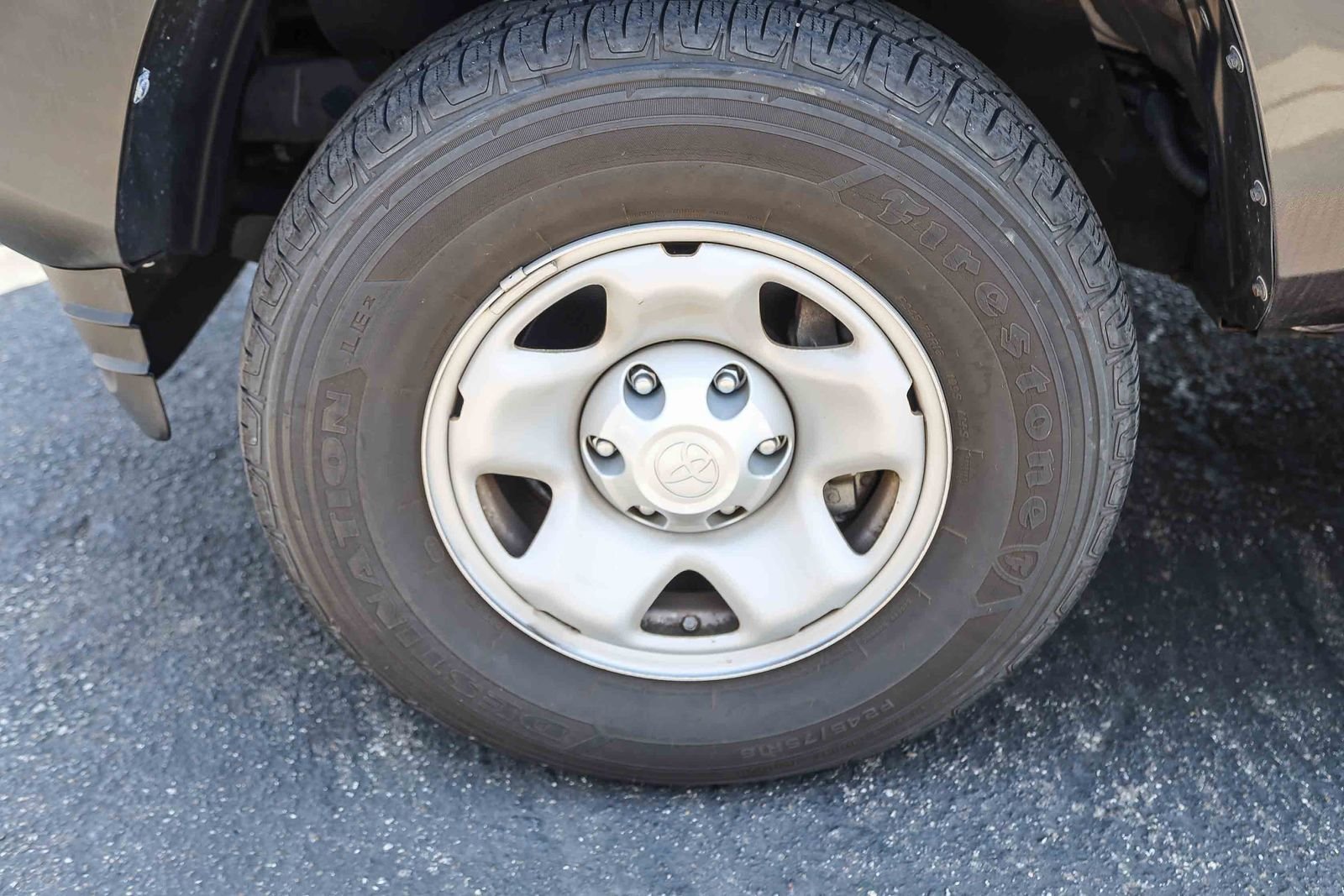 Certified Used 2021 MAGNETIC GRAY MET. Toyota SR image 15