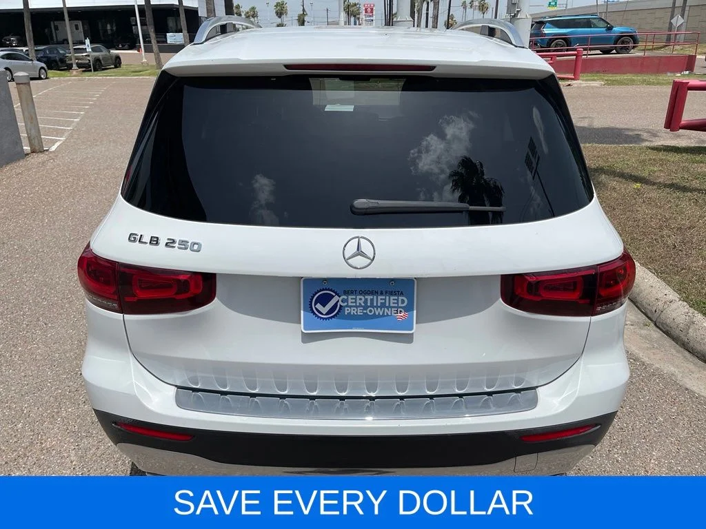 Used 2020  Mercedes-Benz GLB 250 image 5