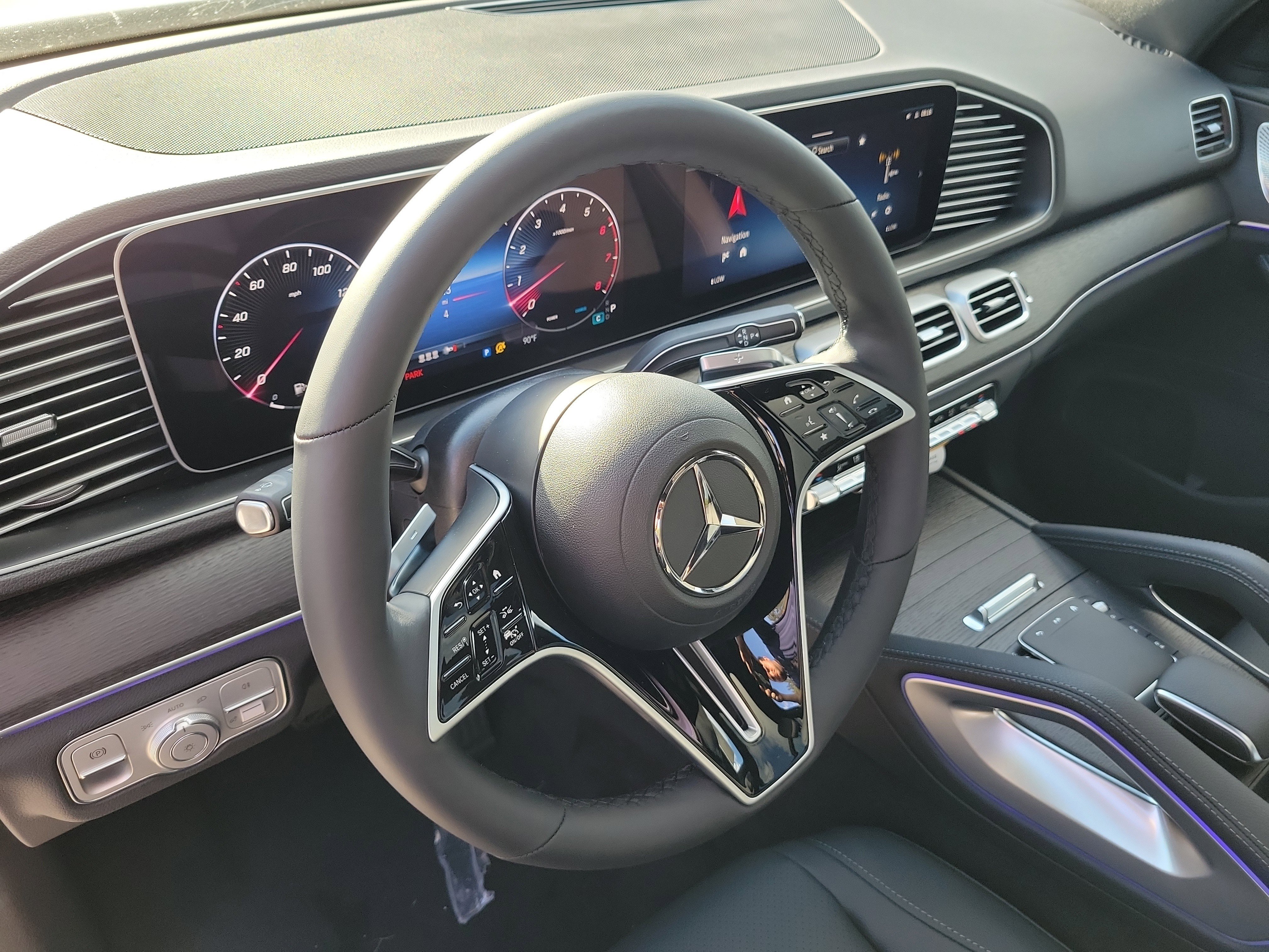 New 2026 MANUFAKTUR Moonlight White Magno Mercedes-Benz GLE 450 image 55