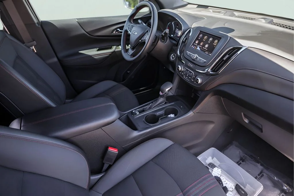 Used 2024 Gray Chevrolet RS image 32