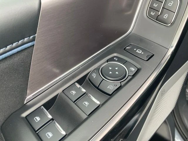 New 2026 Glacier Gray Metallic Tri-Coat Ford F-350® Platinum® image 13