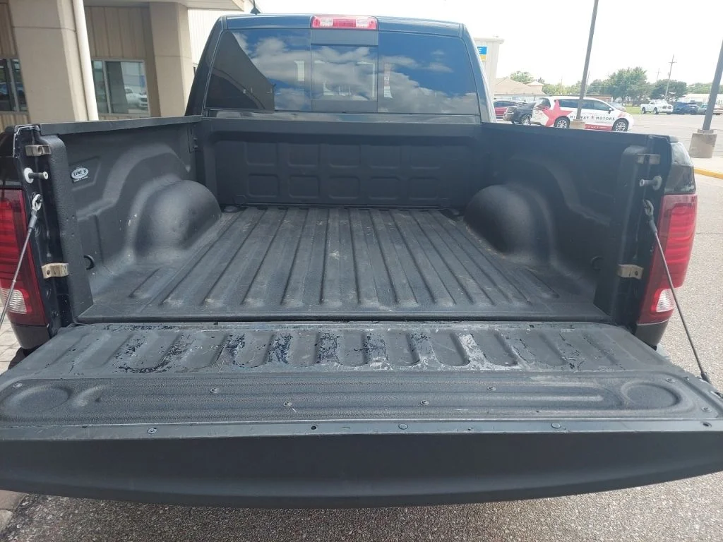 Certified Used 2018 Black Ram Laramie Longhorn image 11