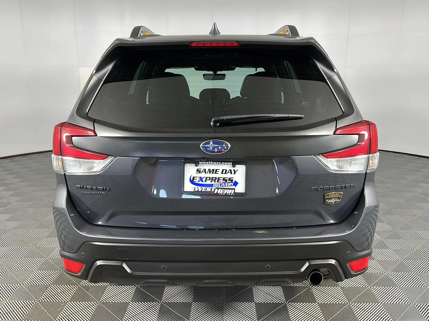 Used 2023 Magnetite Gray Metallic Subaru Wilderness image 6