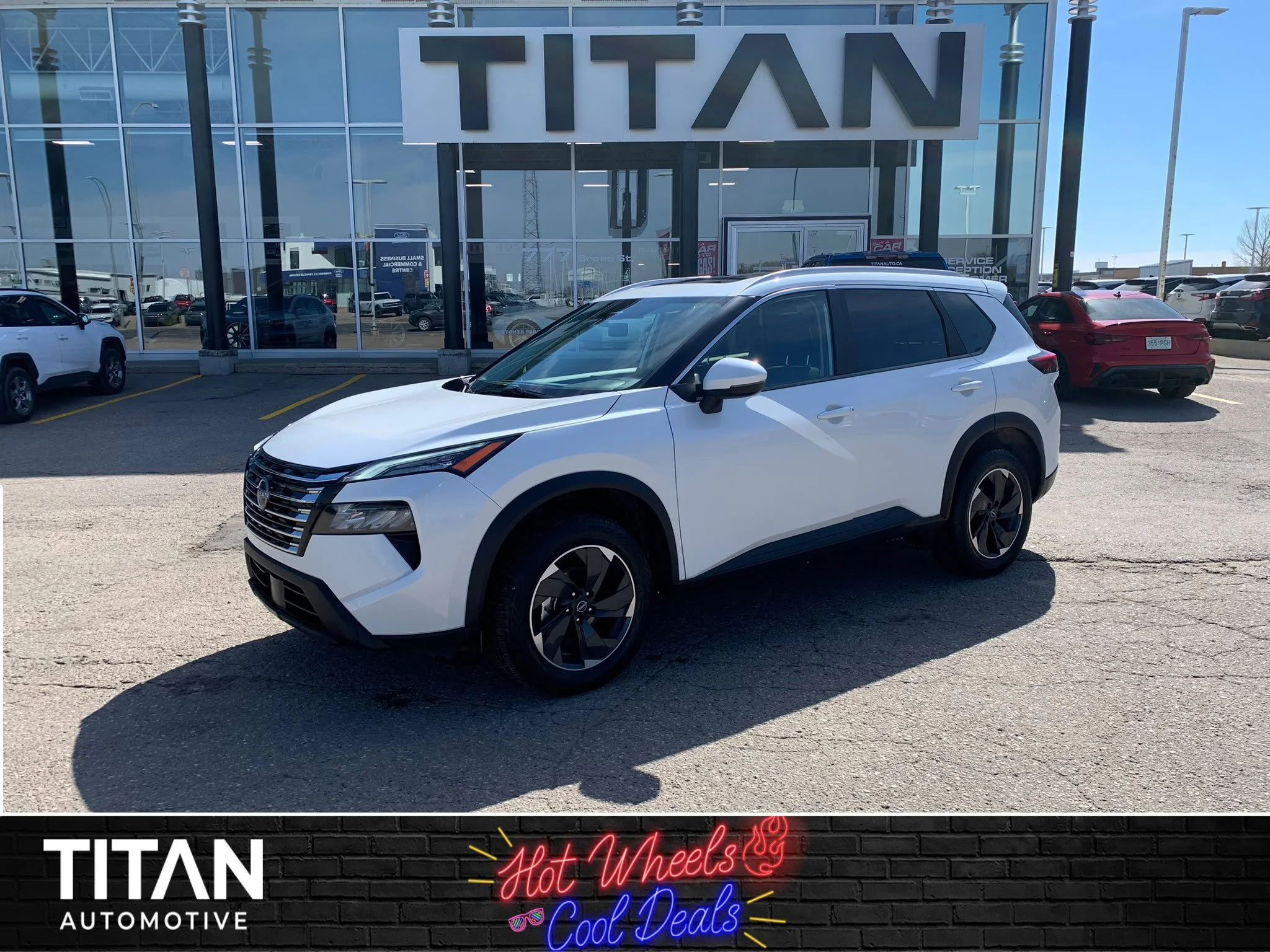 Certified Used 2025 Everest White Tricoat Pearl Nissan SV*Adaptive Cruise | Remote Start | Htd Seats | Pano Roof | Htd Wheel | Blind Spot Detection image 1