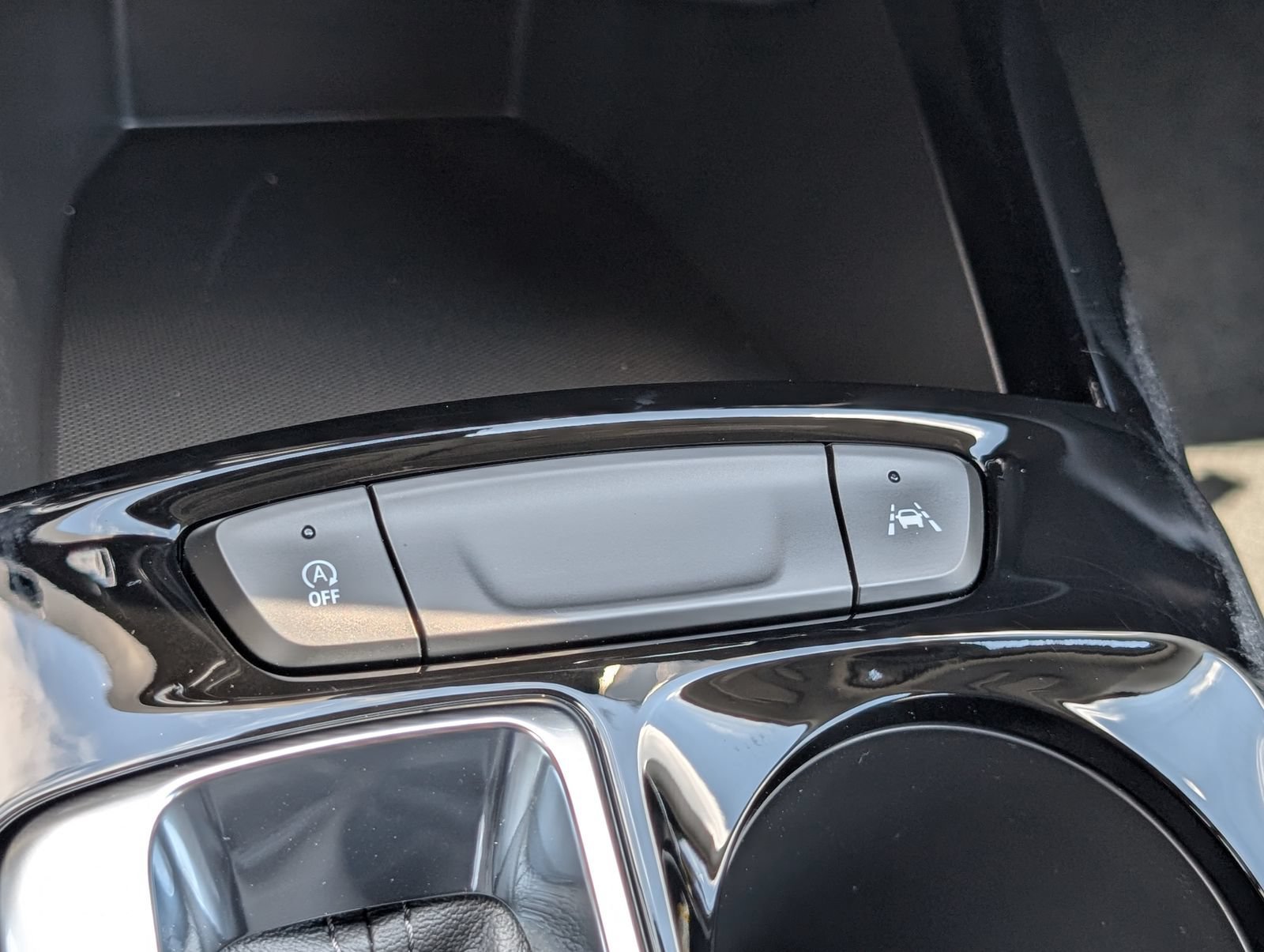 2026 Chevrolet Trax LT - Photo 16