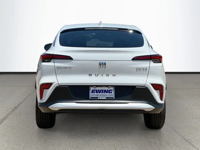 New 2026 Summit White Buick Preferred image 5