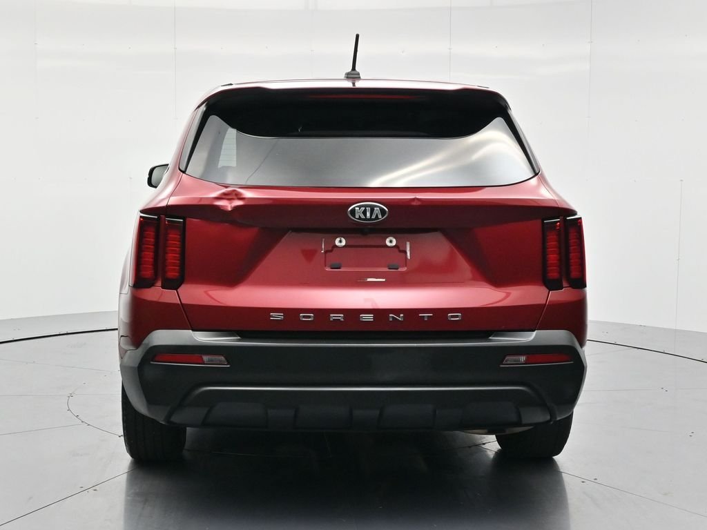 Used 2021 Passion Red Tintcoat Kia LX image 6