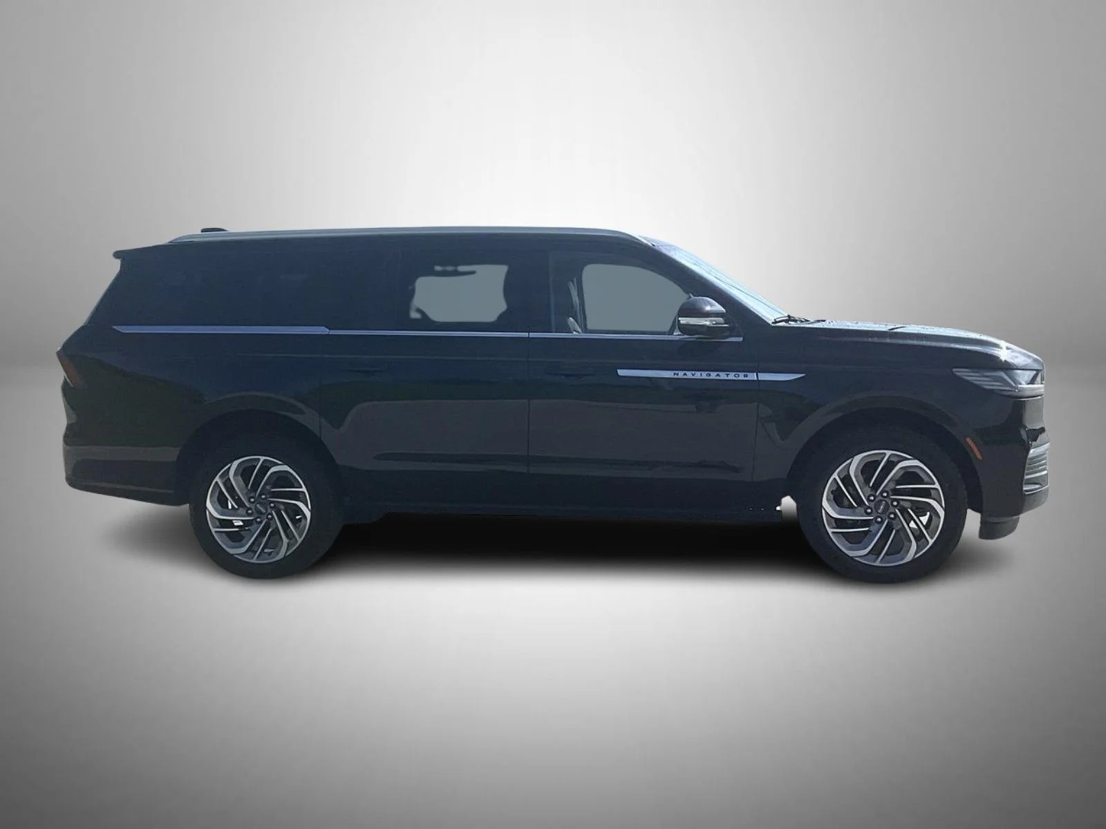 New 2026 Black Lincoln Reserve image 4