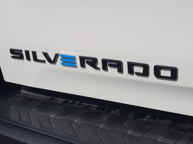 New 2026 Summit White Chevrolet LT - Extended Range image 6