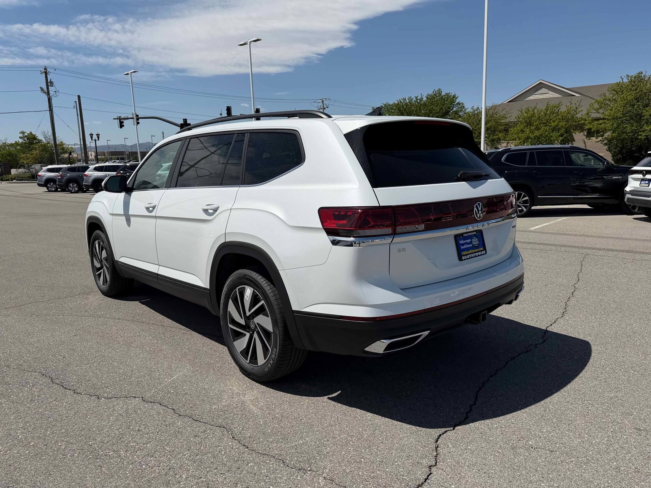 New 2026 Opal White Volkswagen 2.0T SE w/Technology image 5